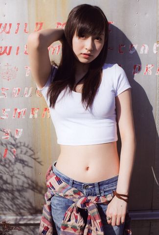 Magazine,_Uemura_Akari-521759